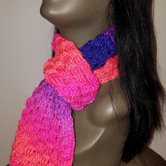 Crochet Hat & scarf set - Picture 3 of 6